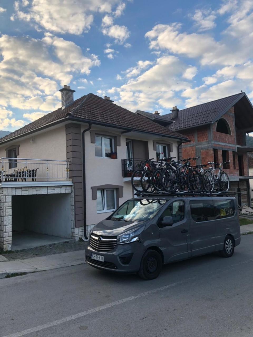 Ema Guest House Плав Экстерьер фото