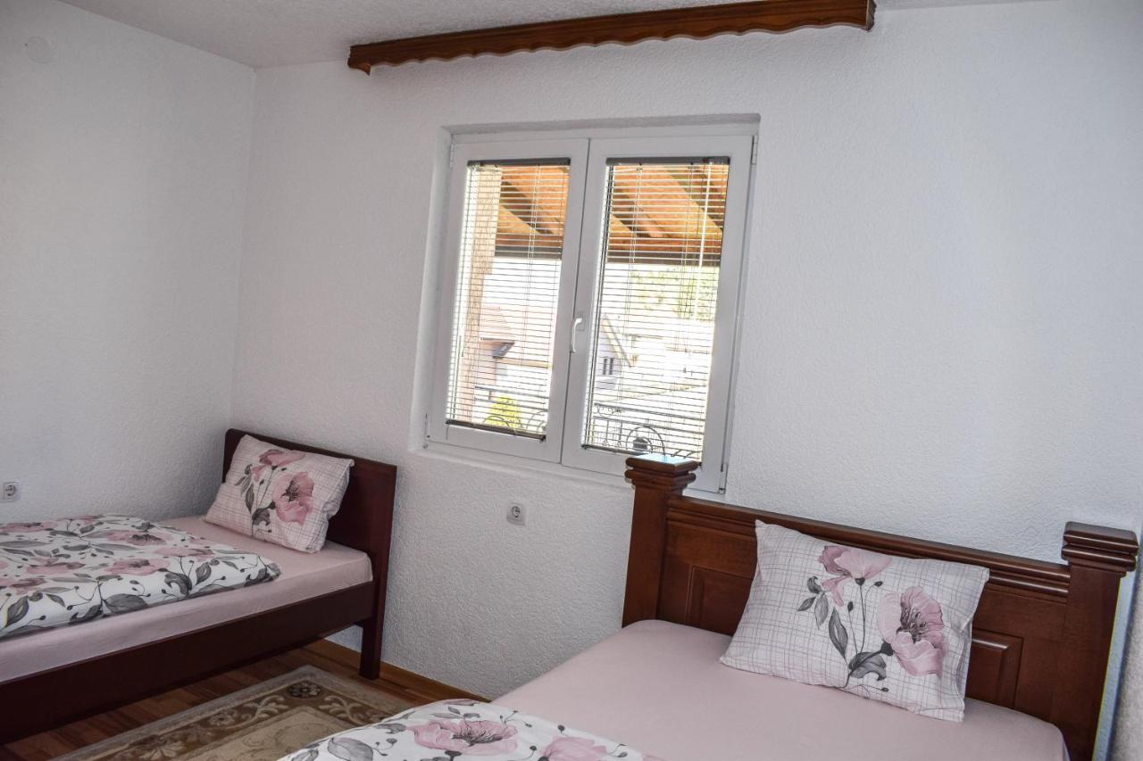 Ema Guest House Плав Экстерьер фото