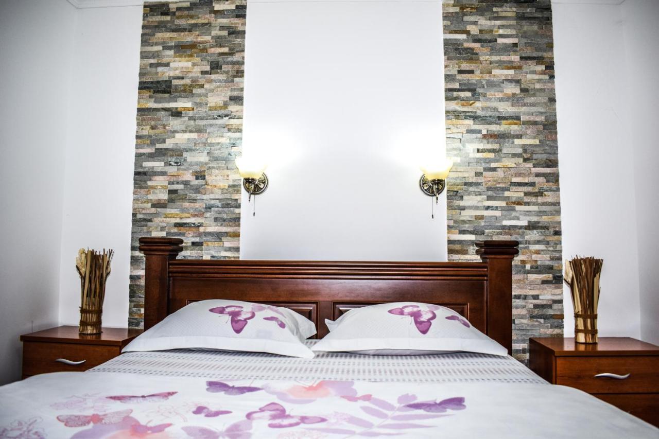 Ema Guest House Плав Экстерьер фото